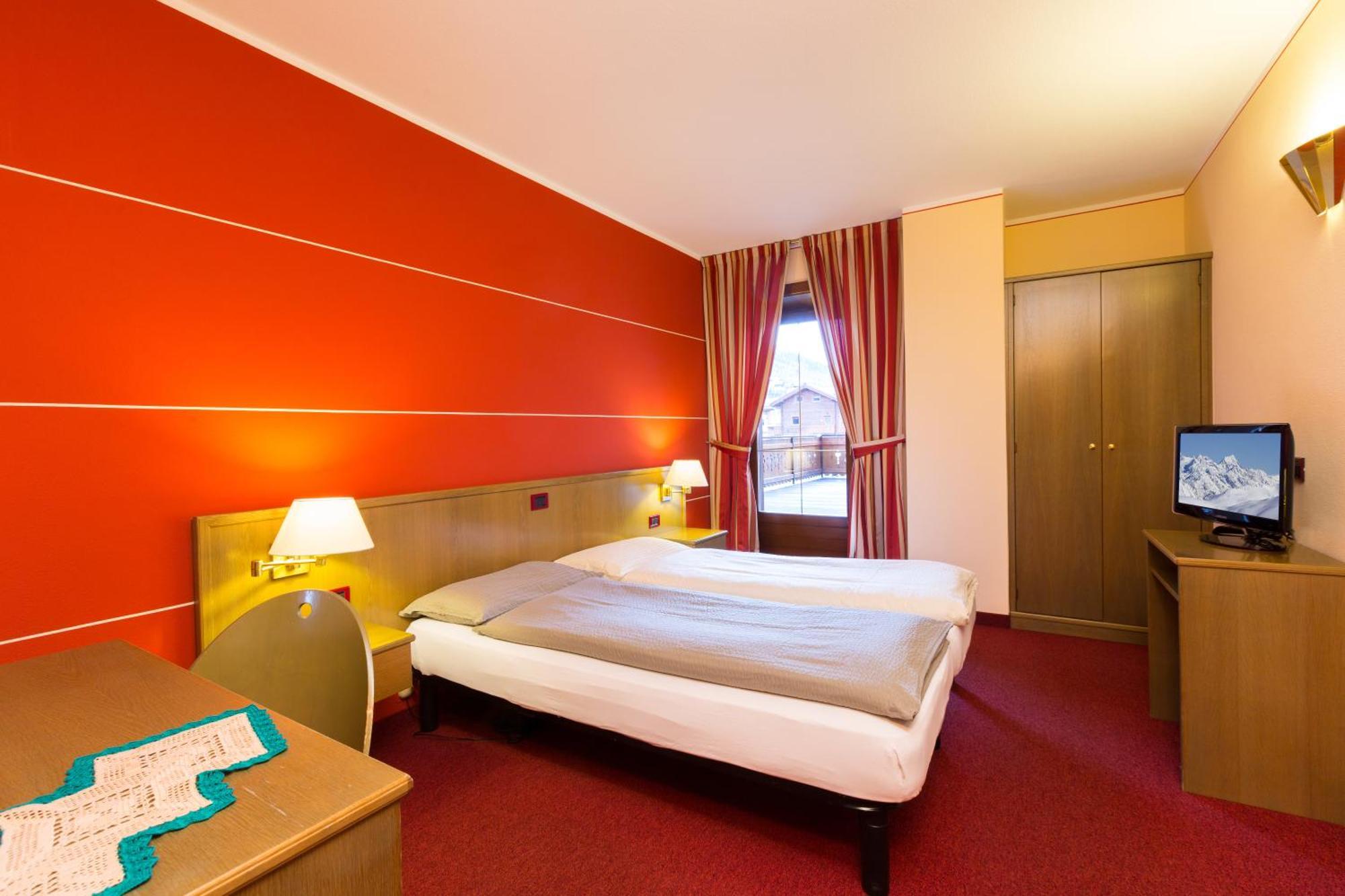 Hotel Krone 리비뇨 외부 사진